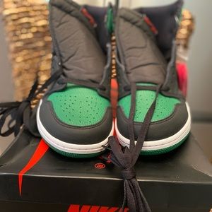 Air Jordan 1 Retro High OG Sneakers NWOT